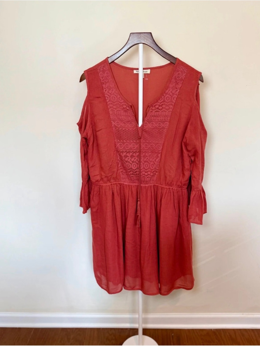 Speed Control NY Boho Cold Shoulder Lace Mini Dress Bell Sleeve Large